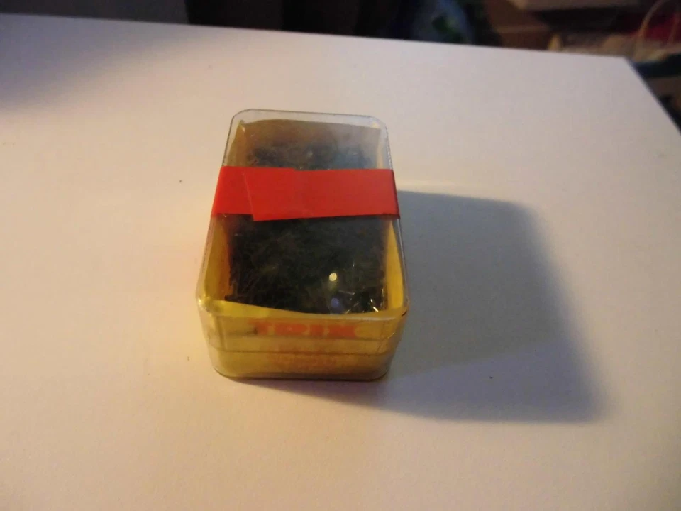 Trix H0 6537 Gleisnägel ca. 50 Gramm unbenutzt - Bild 1 von 1
