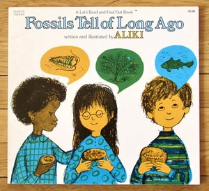 FOSSILS TELL OF LONG AGO Aliki 1972 Let's Read and Find Out PB - Imagen 1 de 1
