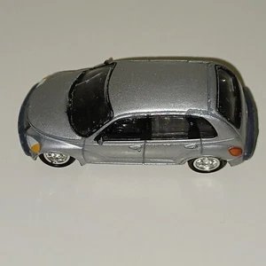 Johnny Lightning 2001 Chrysler PT Cruiser Silver 1:64 Scale Diecast Model Car - Picture 1 of 6