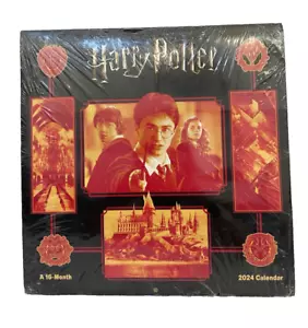 DateWorks Harry Potter 16 Month 2024 Calendar Hogwarts Hufflepuff Gryffindor - Picture 1 of 4