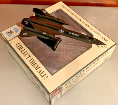 SR-71 Blackbird. Mach 3+ Spyplane. Die Cast Metal. 1:200 scale. New in Box. Mint - Image 1 of 4