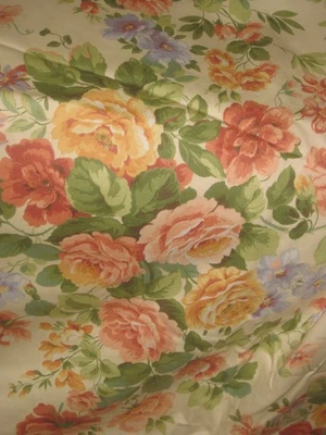 Vintage Hardy Fabrics “Ladybower” Floral 100% Cotton 8 yd X 56" England - Image 1 of 4