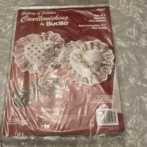 BUCILLA KLEINES KISSEN KERZENDOCHT SET 2 STÜCK #49507 - Bild 1 von 2