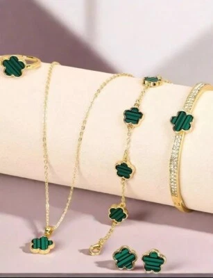 Conjunto de joyas de oro con flor de trébol de la suerte roja: collar, 2 pulseras, anillo, pendientes Foto 1 de 4