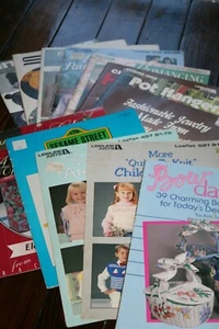 Lot of Crafting books Macrame Embroidery Knitting Decoupage Columbia-Minerva - Picture 1 of 9