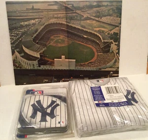 New York Yankee Stadium Original Club Menu 1970-With Coasters & Napkins-New-Mint - Picture 1 of 2