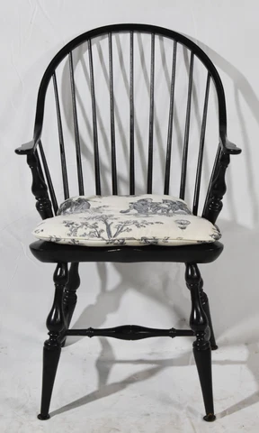 Black Continuous Arm Windsor Chair Bench Made w Toile Blue Chair Pad Cover