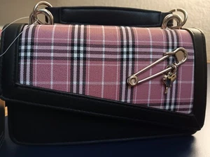 Small Purse with Shoulder Strap- Brand New No Boundaries Purse- Pink and Black - Picture 1 of 8