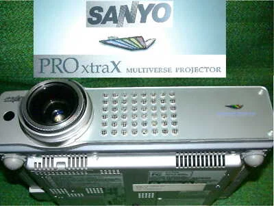 BEAMER SANYO PLC-XU51 Projektor DÖRR Film Case  Alukoffer Heimkino Fernbedienung - Bild 1 von 4