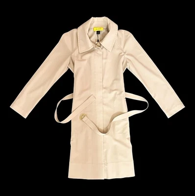 Gabardina St. John - Para mujer Talla 2 - Precio de venta sugerido por el fabricante $795 Foto 1 de 4