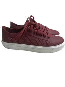 Zapato perforado Crocs 204884 para mujer W8 borgoña Citi Lane Roka Court con cordones - Imagen 1 de 7