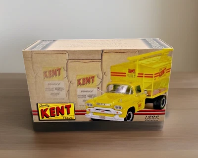 Camión a granel First Gear LE 1998 Kent Feeds 1958 GMC con barrena de descarga nuevo Foto 1 de 4