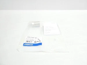 Omron E2E-X10D1-M1G Proximity Sensor 12-24v-dc - Picture 1 of 5