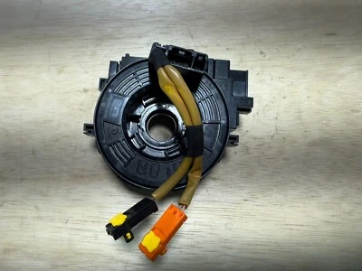 TOYOTA RAV4 2013-2018 VOLANTE RELOJ RESORTE FABRICANTE DE EQUIPOS ORIGINALES (PARA 2013 RAV4) Foto 1 de 4