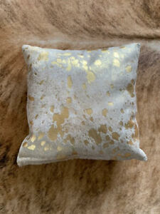 Gold Cowhide Pillow Cover Size: Square 20"x20" Beige/Gold Acid Wash Pillow Cover