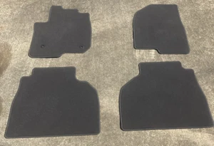 GMC Sierra OEM Genuine Carpet Floor Mat Set 2024 2025 Part 85078893 GM brown - Picture 1 of 10