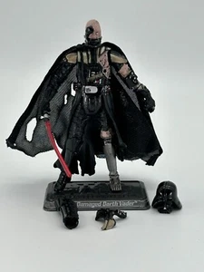 Star Wars 30th Anniversary TAC 08-12: Darth Vader (Battle-Damaged) - Bild 1 von 1