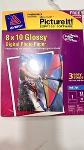 AVERY Digital Photo Paper 8" x 10" Glossy 12 Prints w/ FREE Microsoft Software - Picture 1 of 3