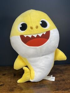 WowWee Pinkfong Yellow BABY SHARK Singing Plush 12" Clean ~ Excellent Condition!