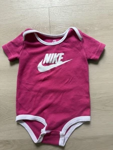 Nike Baby Bodysuit size 6/9M - Picture 1 of 3