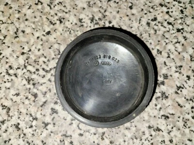 Porsche 924 944 (1981-1989) Heater Box Cap 823819023 - Image 1 of 4