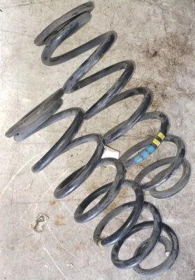 (2) 08-14 Juego de muelles helicoidales traseros izquierdo y derecho Subaru Impreza WRX 2 amarillos y 3 azules Foto 1 de 4