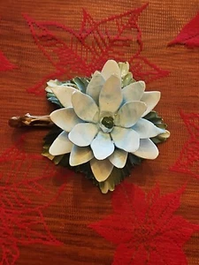 Nuova Capodimonte Italian Porcelain Water Lily/Lotus with Handle - Picture 1 of 14