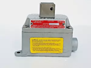 APPLETON ELECTRIC EFDB175-U1 Push Button Control Station, Heavy Pilot Duty # NEW - Picture 1 of 7