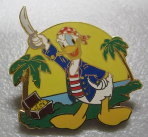 Disney Pins - Picture 1 of 134