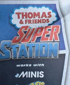 Thomas&Friends Super Station Teile: 5 Fassaden, 2 Balken, 1 Drehscheibe, Anleitung - Bild 1 von 4