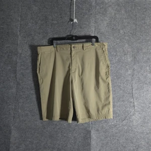 Nike Dri-FIT Golf Shorts Mens 38 Tan Khaki Flat Front Lightweight Stretch Sports - Picture 1 of 12