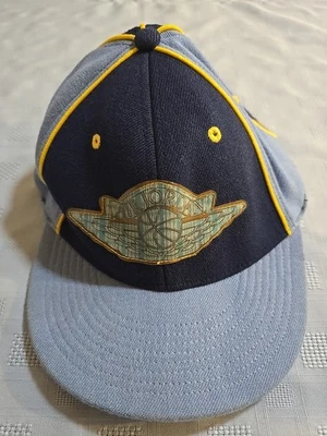 De colección Air Jordan Alas Lana NIÑO Jumpman Sombrero Ajustado Gorra Raro Powde AZUL Dorado  Foto 1 de 4
