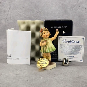 M.I. Figurina Hummel Goebel Forever Yours Hum 793 prima emissione scatola COA Germania - Foto 1 di 15