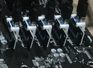 20X PCIE riser Clips Uk Stock Fast Free Delivery - Picture 1 of 2