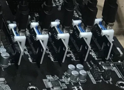 20X PCIE riser Clips Uk Stock Fast Free Delivery - Image 1 of 2