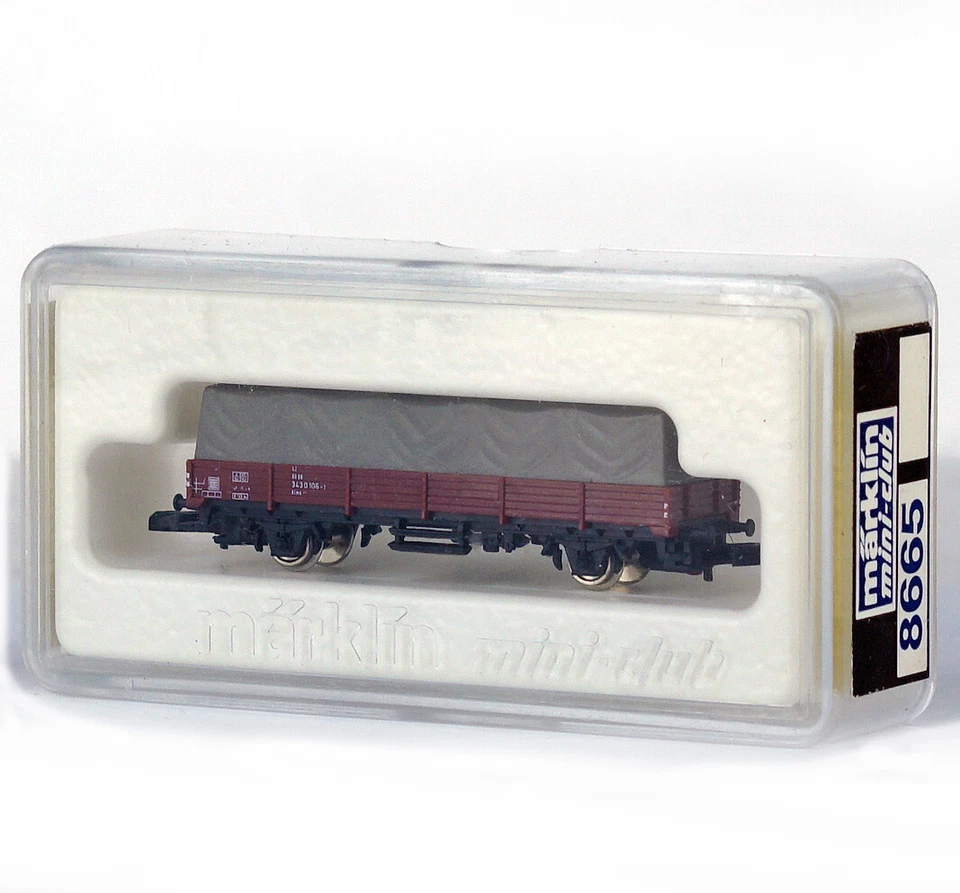ONE MARKLIN Z Gauge 8665 DB Low Sided Tarp Covered Gondola Car - Image 1 of 1