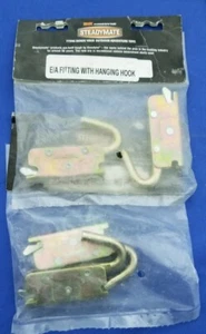 (2) Steadymate 80023-2pk E/A Fitting  with hanging hook New Sealed  Lot of 2 - Foto 1 di 6