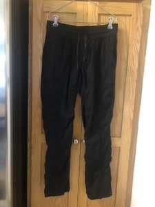 The North Face Roll Up Hiking Short Court Pants Black Women’s Size Medium - Picture 1 of 9