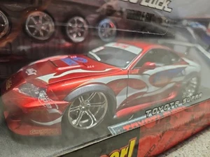 Coche diecast Toyota Supra 1:18 1995 de colección Jada Import Racer - Imagen 1 de 19