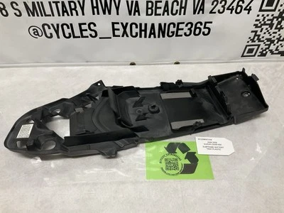 Suzuki GSXR600 GSXR 600 2008 2009 carenado de plástico bandeja de batería S7 Foto 1 de 4