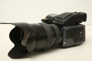 hasselblad H6D 100C 100MP Digital Camera System with 3 HC Lens - Picture 1 of 11