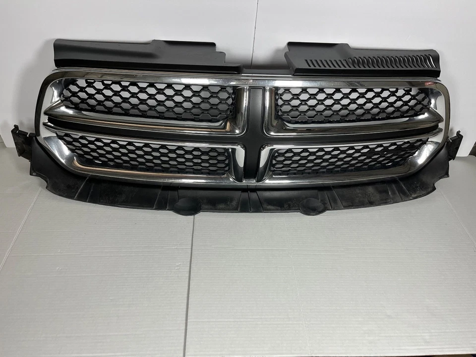 ✅ Parachoques delantero Dodge Durango 2011-2013 parrilla superior cromada OEM Foto 1 de 4