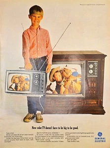 GENERAL ELECTRIC - New Color TV - Big to be Good - 1966 Vintage Print Ad - Picture 1 of 1