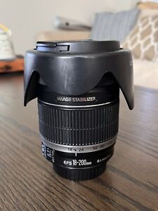Canon EF-S 18-200mm f/3.5-5.6 IS Zoom Lens w/ Lens cap & hood