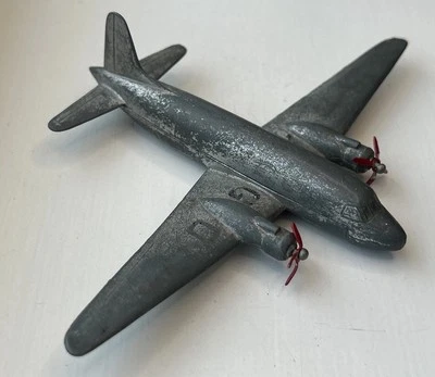 Dinky Toys 70C Vickers VC1 VIKING AIR LINER G-AGOL VINTAGE 1947-49 FUNDIDO A PRESIÓN Foto 1 de 4