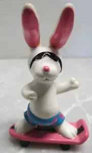 Beachbum 1989 Applause Energizer Bunny Skateboard PVC Figure 3" Rabbit Miniature - Picture 1 of 6