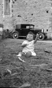 Portrait enfant bébé voiture ancienne - ancien négatif photo an. 1920 30 - Picture 1 of 1