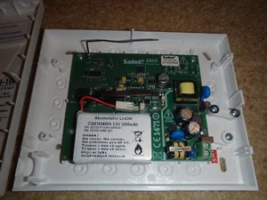 Satel ARU - 100 Repeater Antenne defekt - Bild 1 von 2