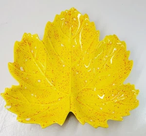 Yellow Speckled Maple Leaf Bowl 8" - Picture 1 of 10