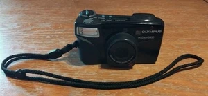 Olympus Infinity Zoom 2000 35mm Film Point and Shoot Camera Black Tested - Picture 1 of 8